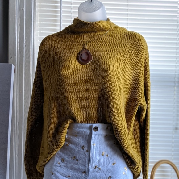 Old Navy Sweaters - Old Navy Mock Neck Sweater Old Navy Sweaters - Old Navy Mock Neck Sweater